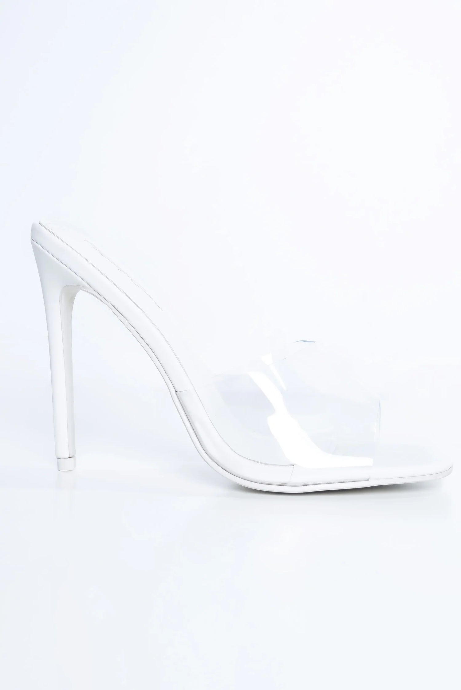 Bold Square Heel - White